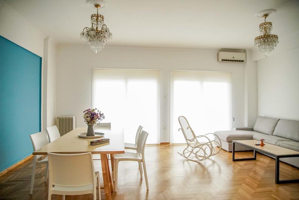Athenian Blue - Family Apt 5' Minutes From Acropolis Museum Luaran gambar